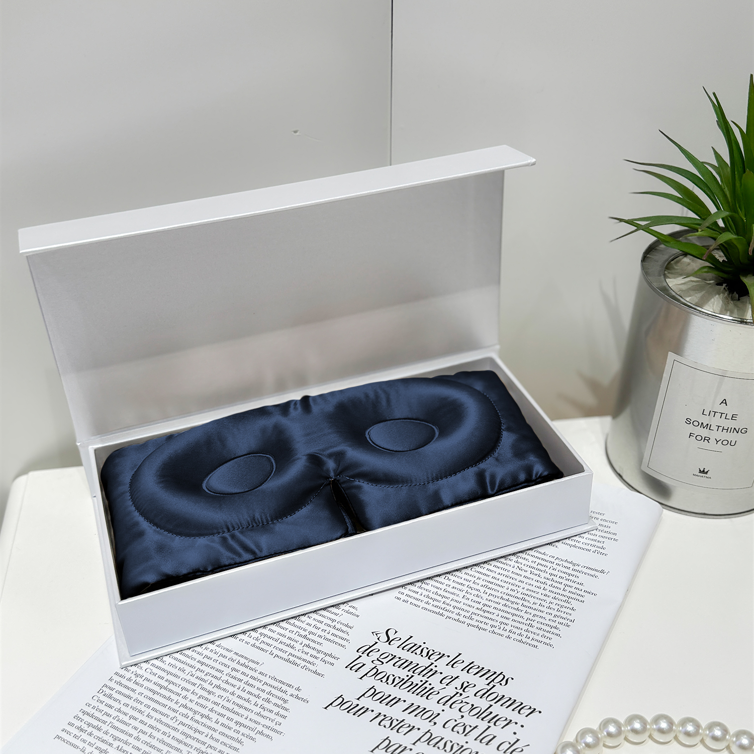 Luxury Natural Skincare - 100% Natural Silk Sleep Mask For